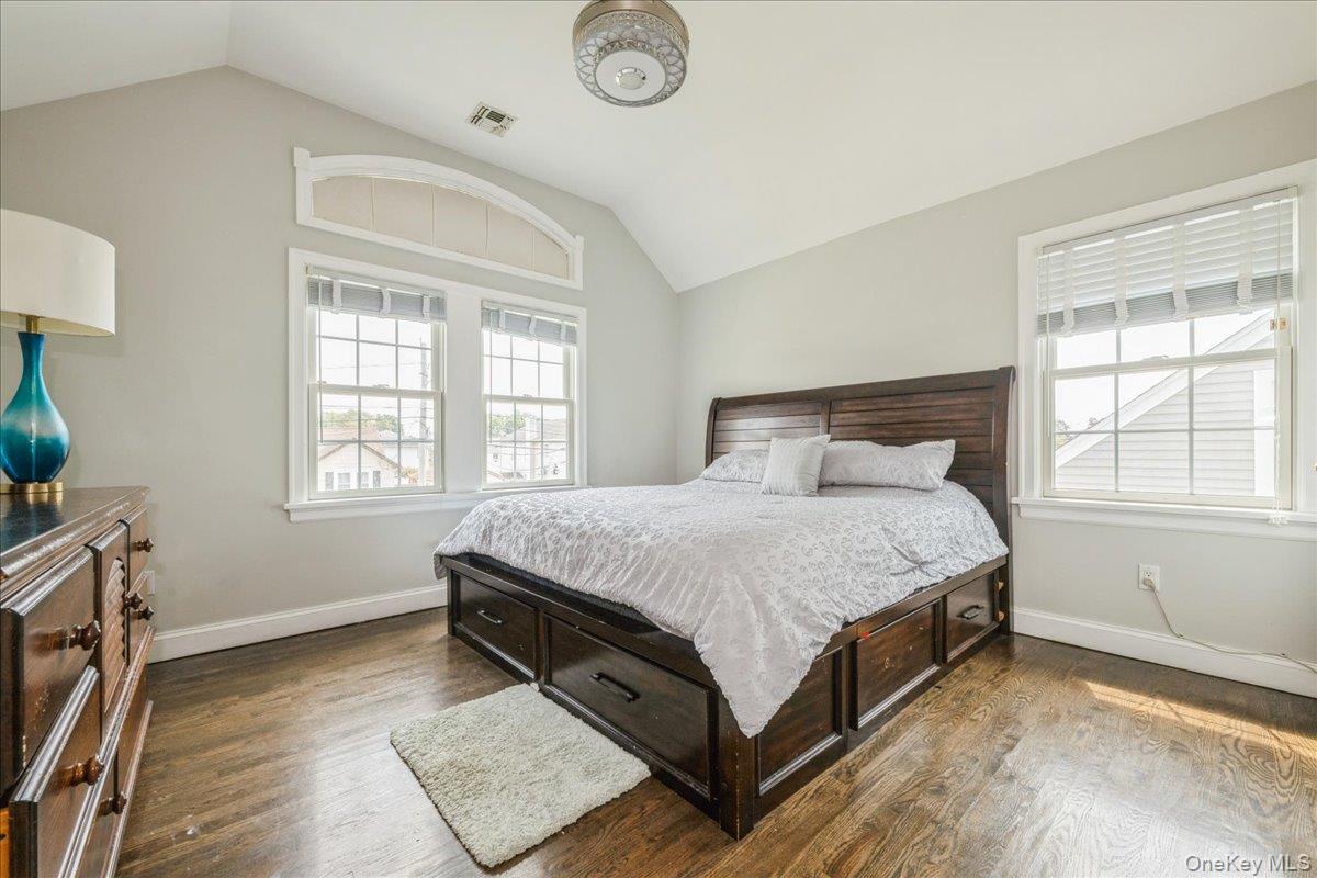 #20 photo, 732 Sunrise Avenue, Bellmore , NY 11710