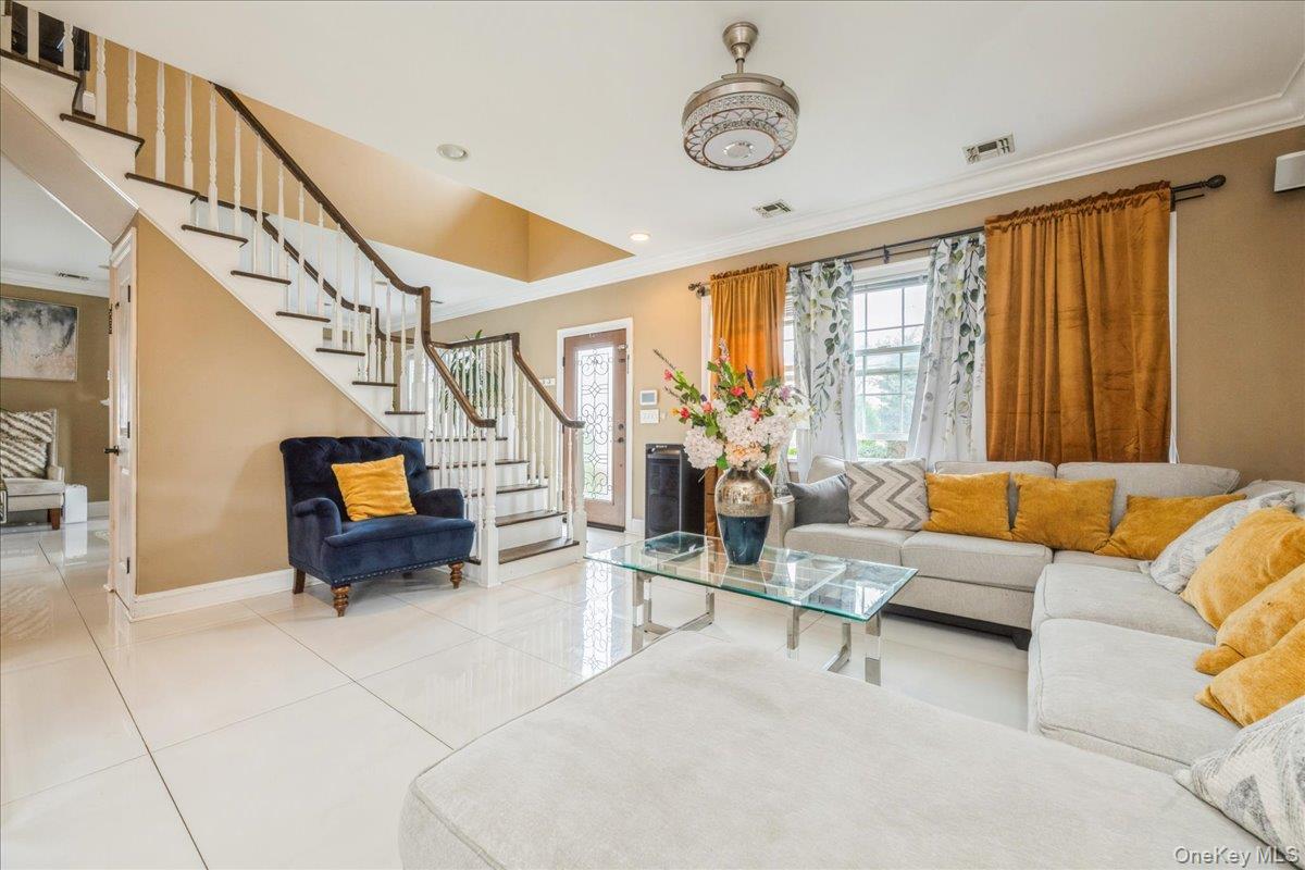 #5 photo, 732 Sunrise Avenue, Bellmore , NY 11710