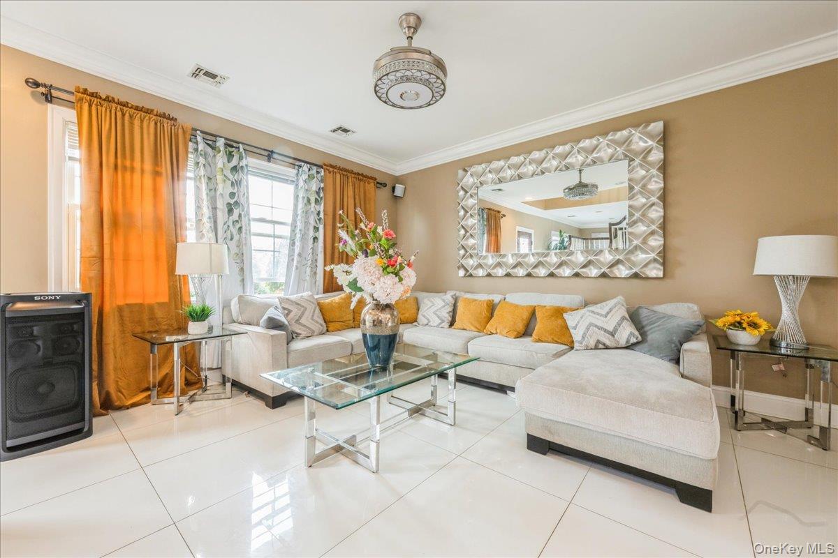 #6 photo, 732 Sunrise Avenue, Bellmore , NY 11710