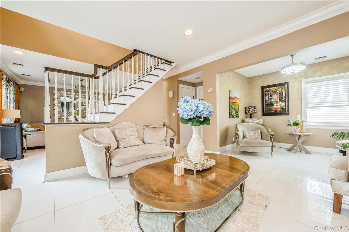 #7 photo, 732 Sunrise Avenue, Bellmore , NY 11710