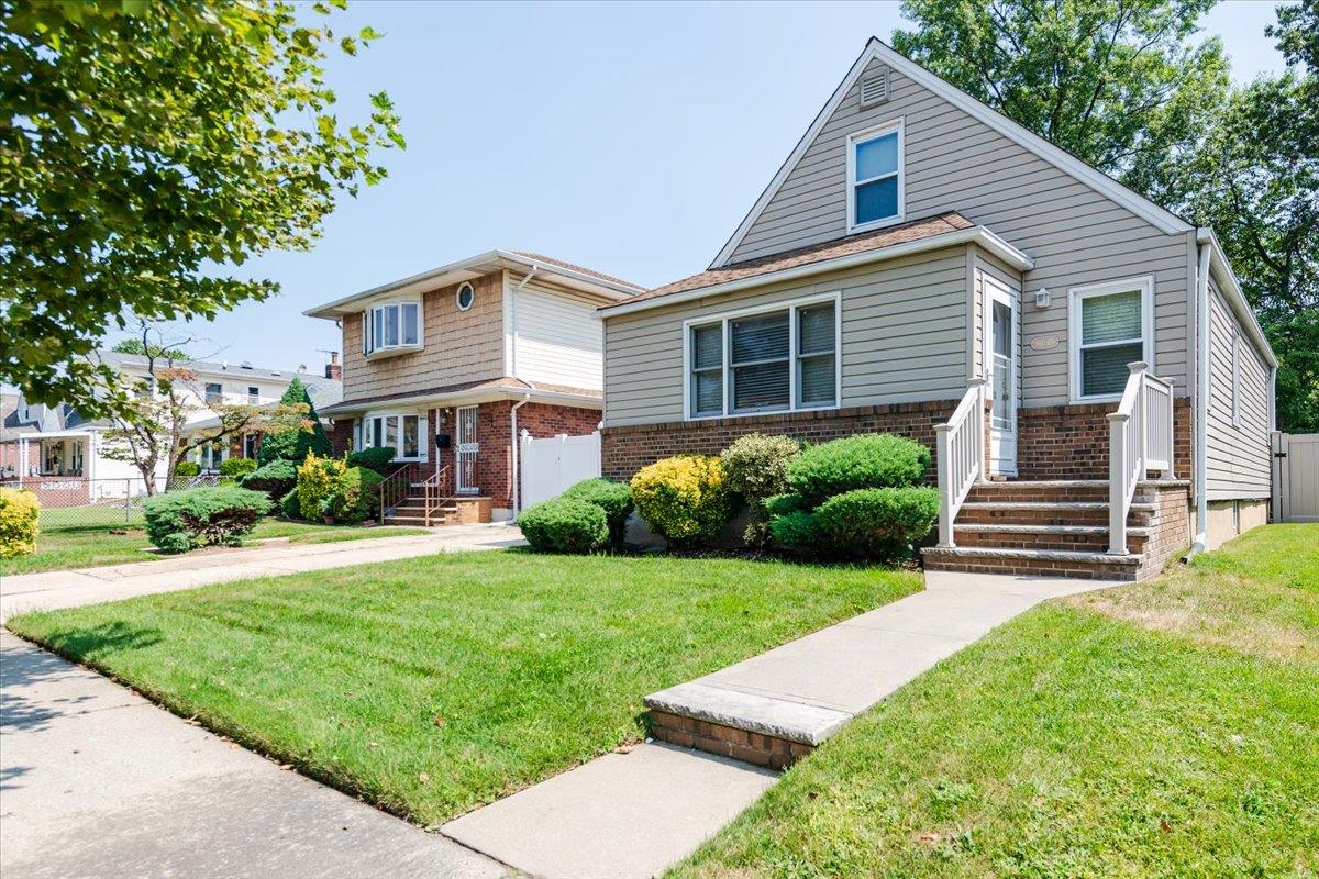 #1 photo, 8049 260th Street, Floral Park , NY 11004