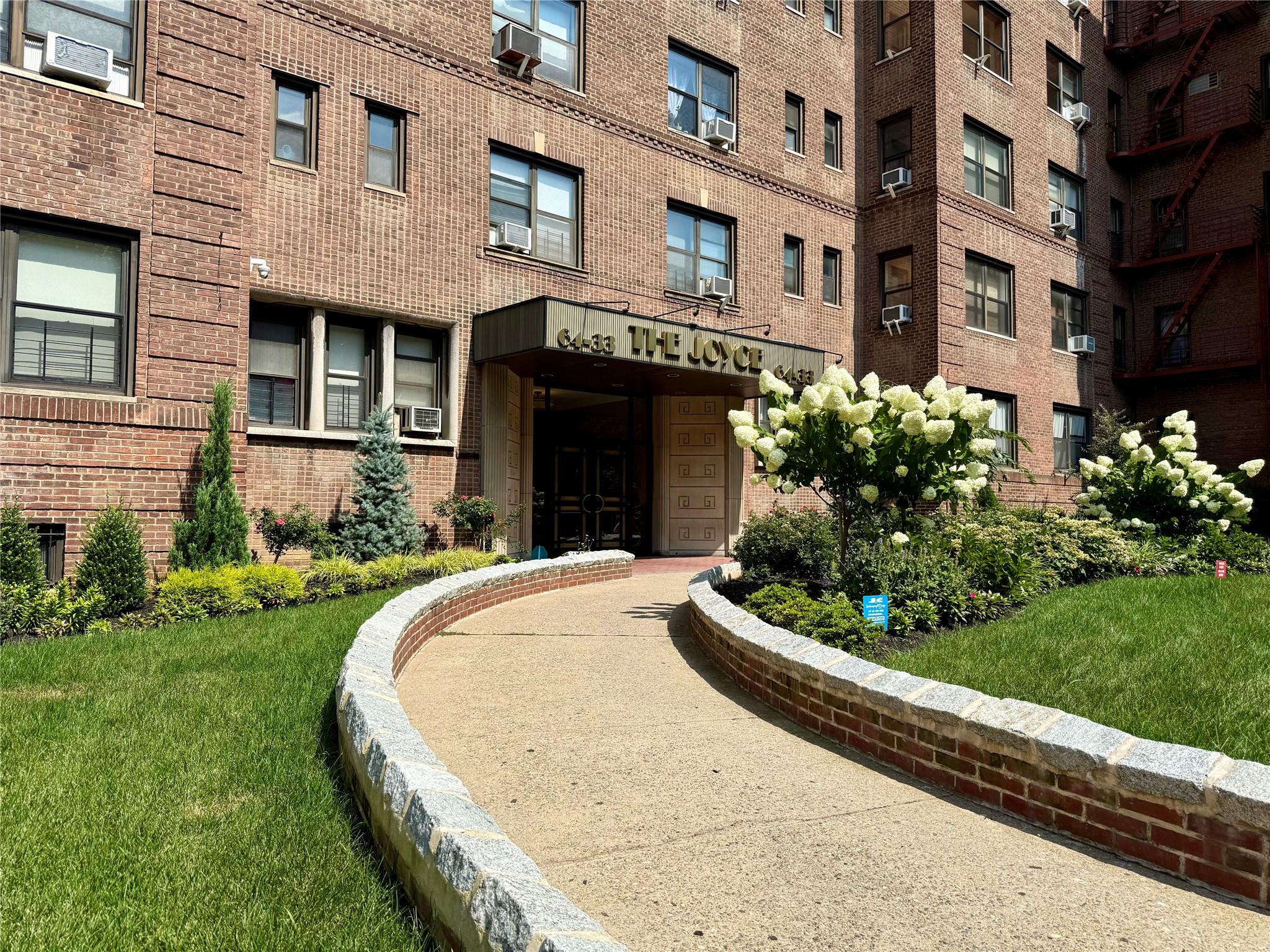 #1 photo, 6433 99th Street, クイーンズ区 Rego Park , NY 11374