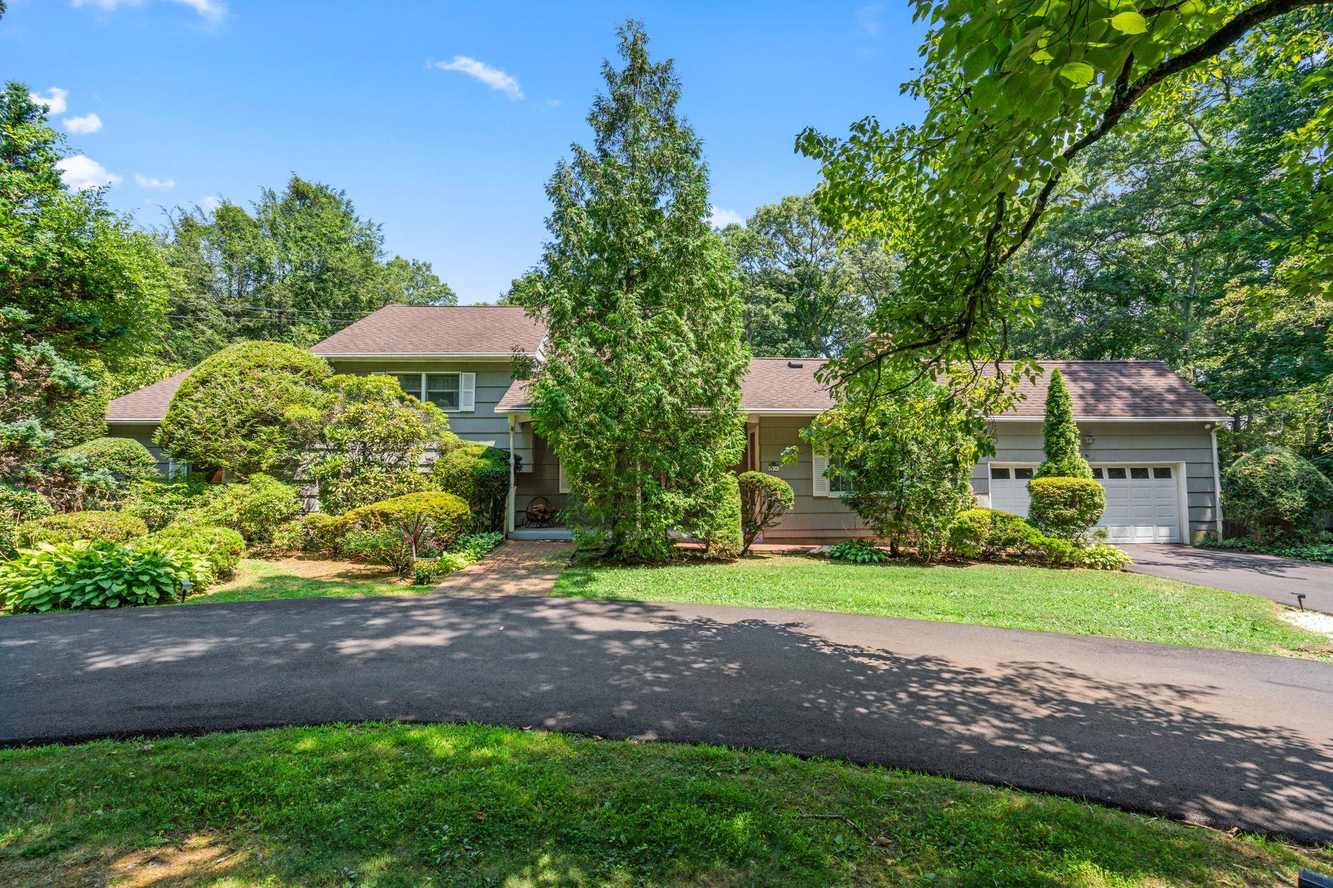 #1 photo, 6 Craig Drive, South Huntington , NY 11746