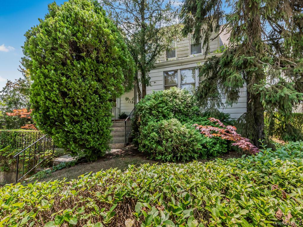 #1 photo, 300 AKA 490 Odell Avenue, Yonkers , NY 10703