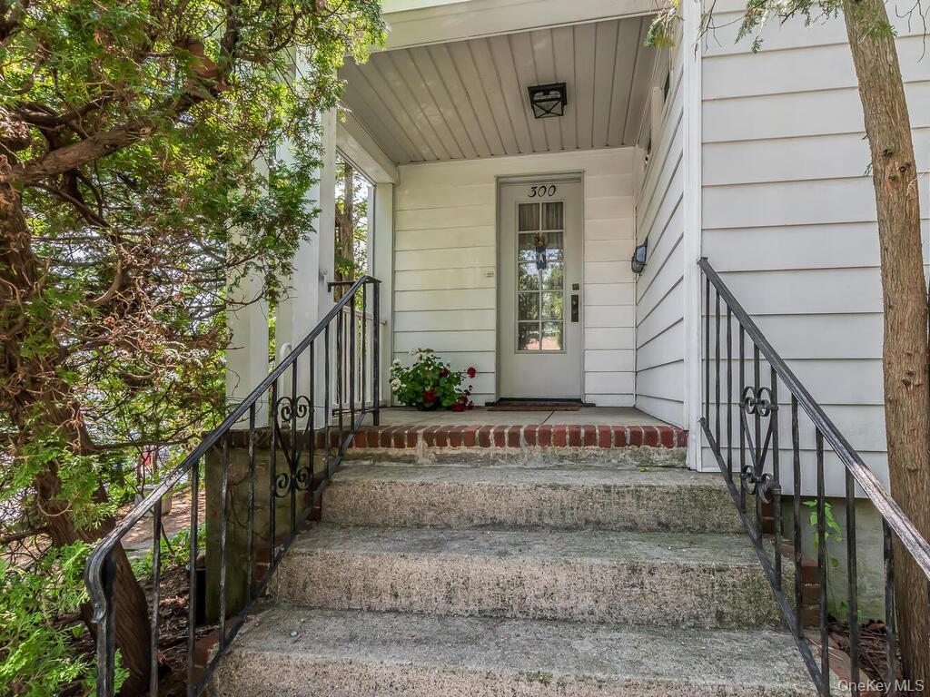 #2 photo, 300 AKA 490 Odell Avenue, Yonkers , NY 10703