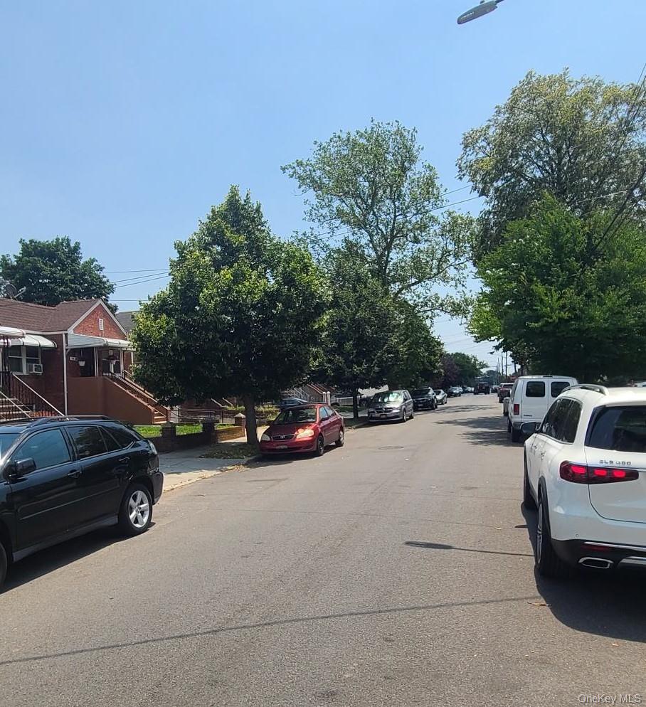 #3 photo, 114-42 204th Street, クイーンズ区 Saint Albans , NY 11412