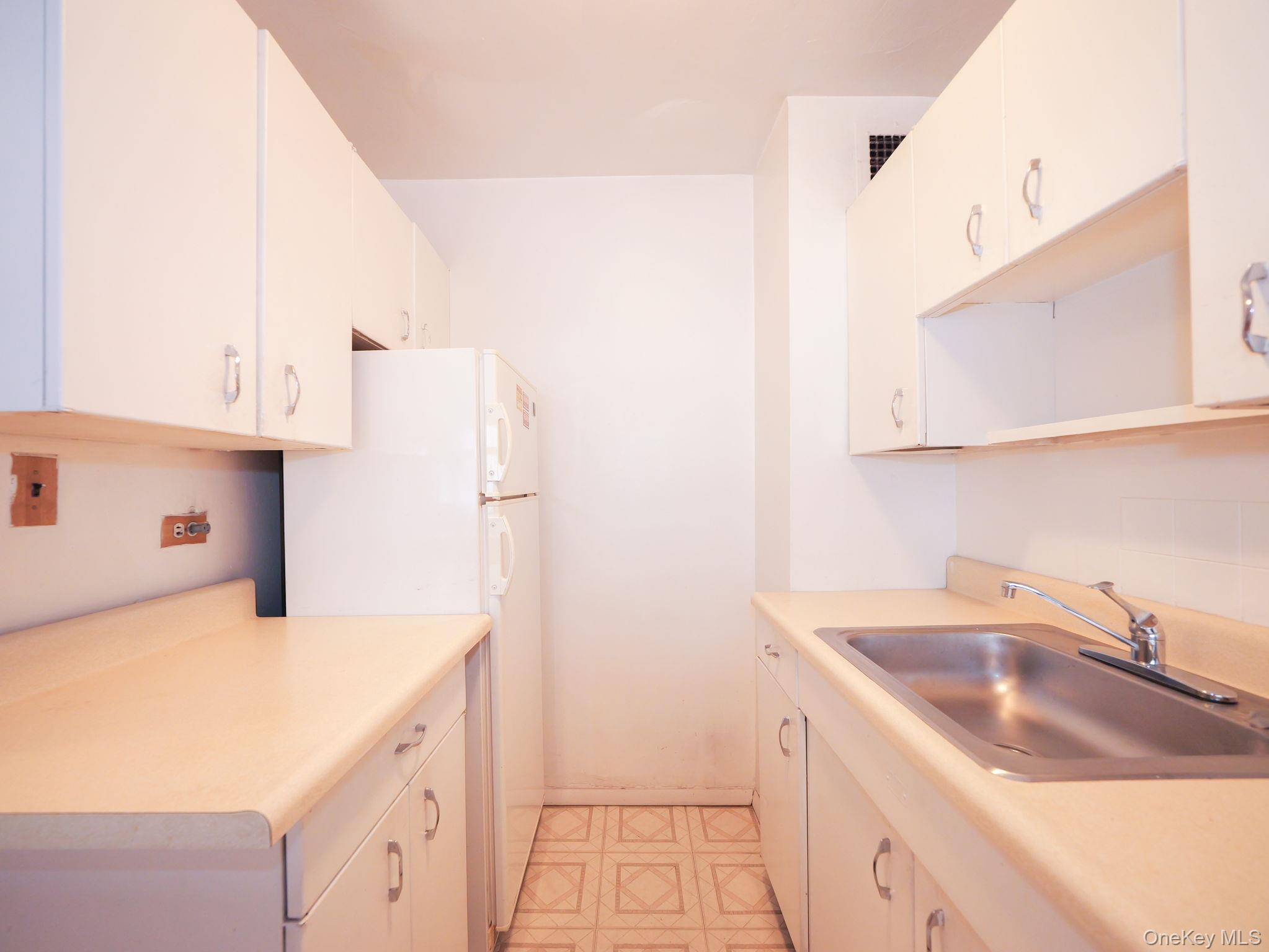 #10 photo, 139 E 33rd Street, New York (Manhattan) , NY 10016