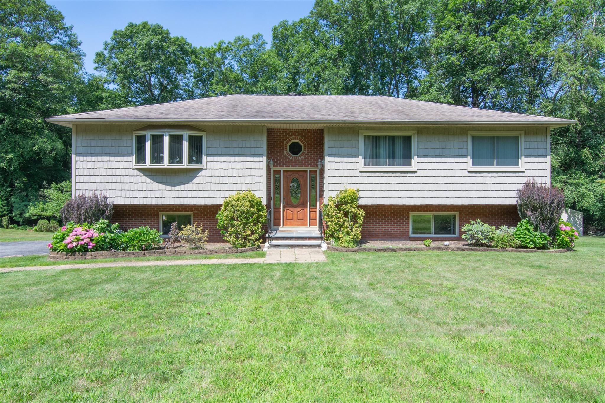 #1 photo, 3 Rosa Drive, White Plains , NY 10607