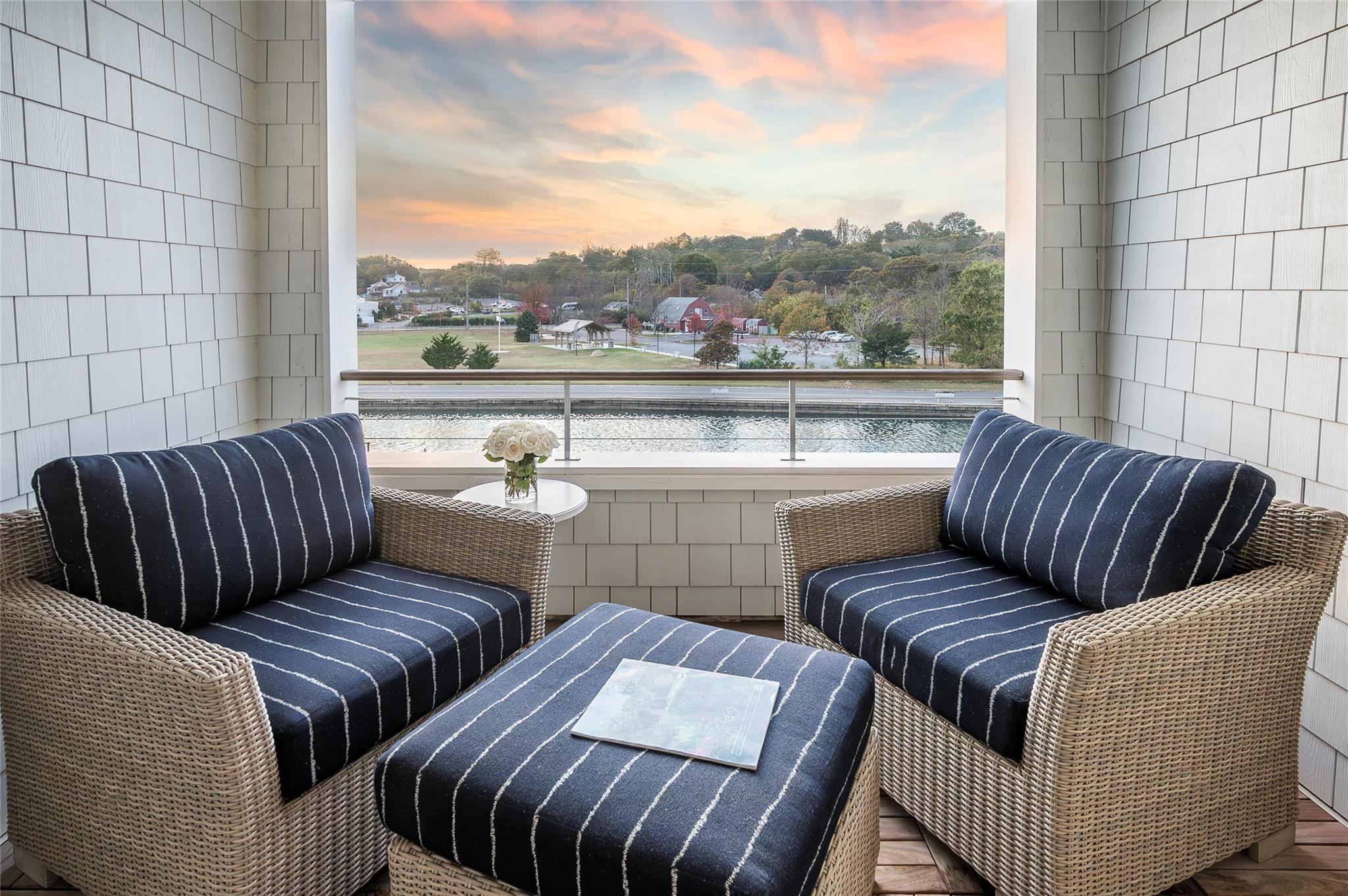 #20 photo, 57 Old Boathouse Lane, サフォーク郡 Hampton Bays , NY 11946