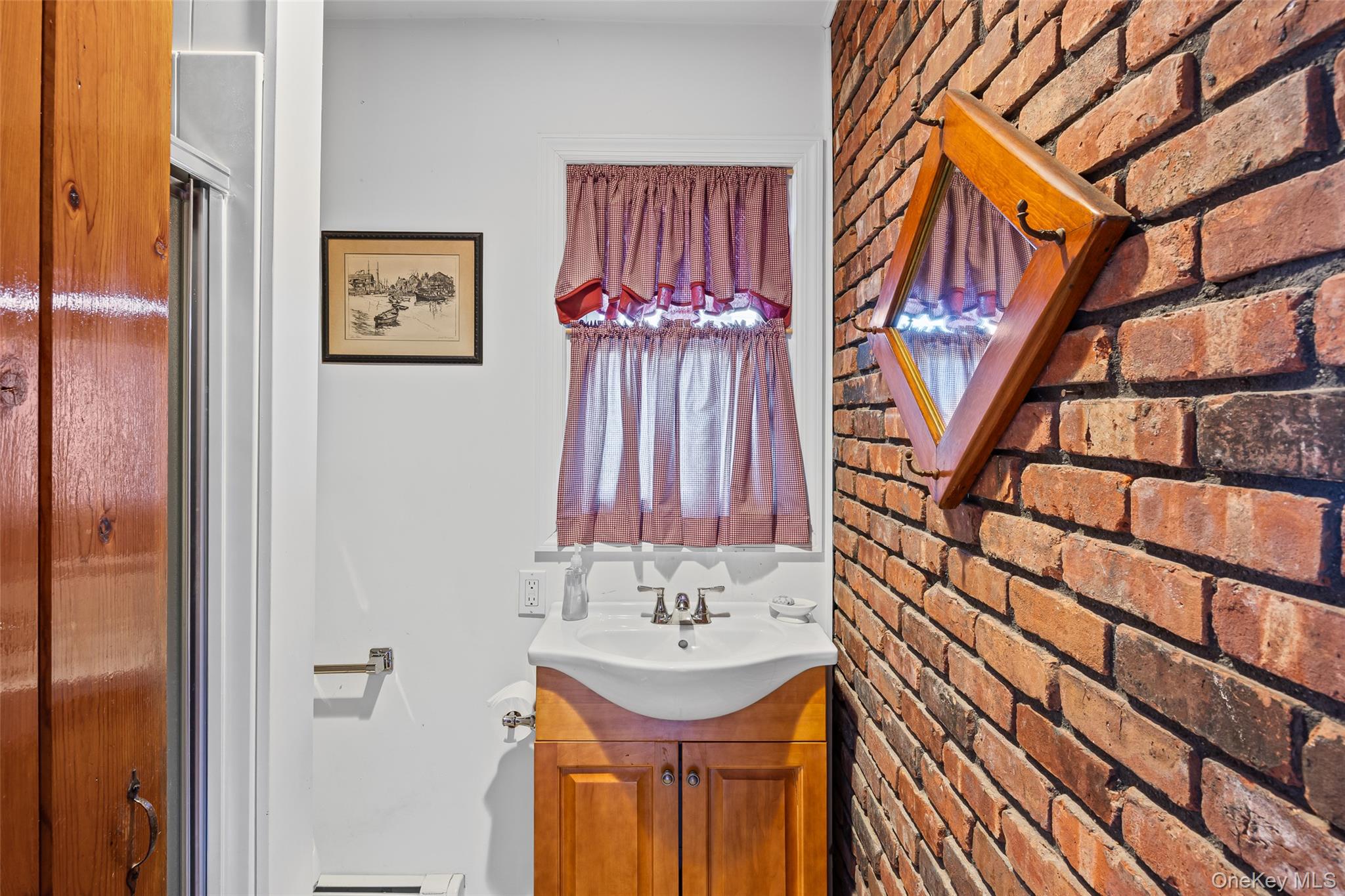 #14 photo, 2436 Hempstead Lane, Wantagh , NY 11793