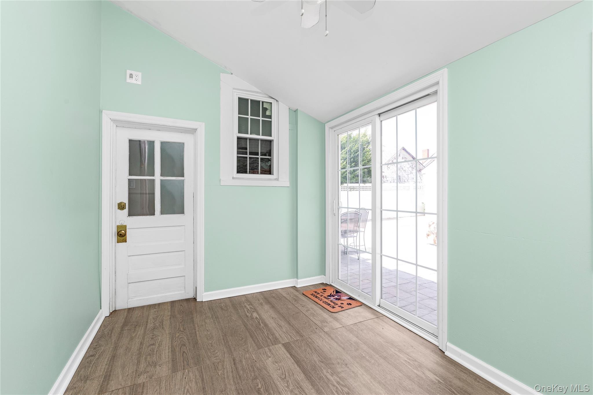 #10 photo, 473 Lakeview Avenue, Rockville Centre , NY 11570