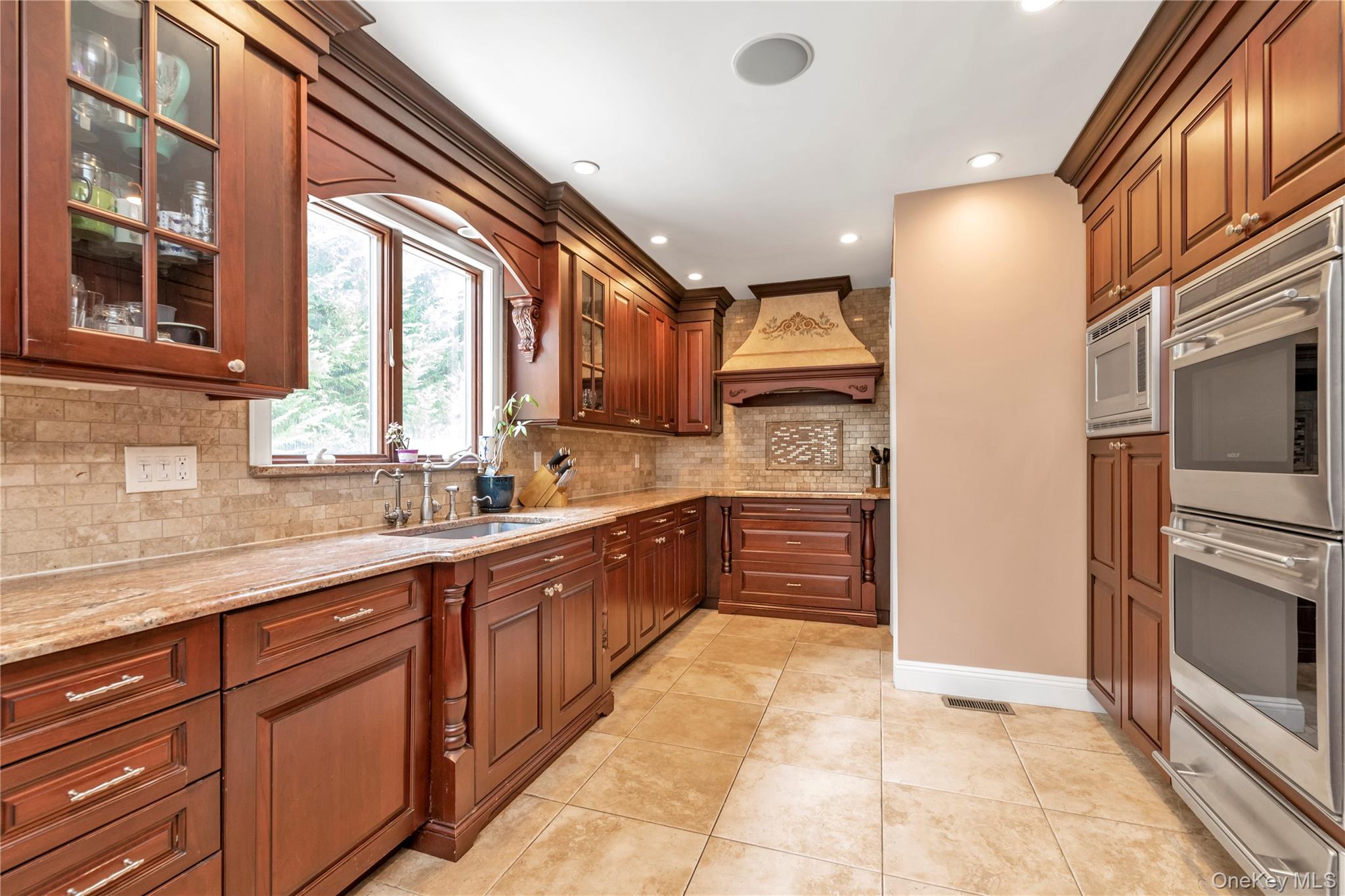 #8 photo, 473 Lakeview Avenue, Rockville Centre , NY 11570