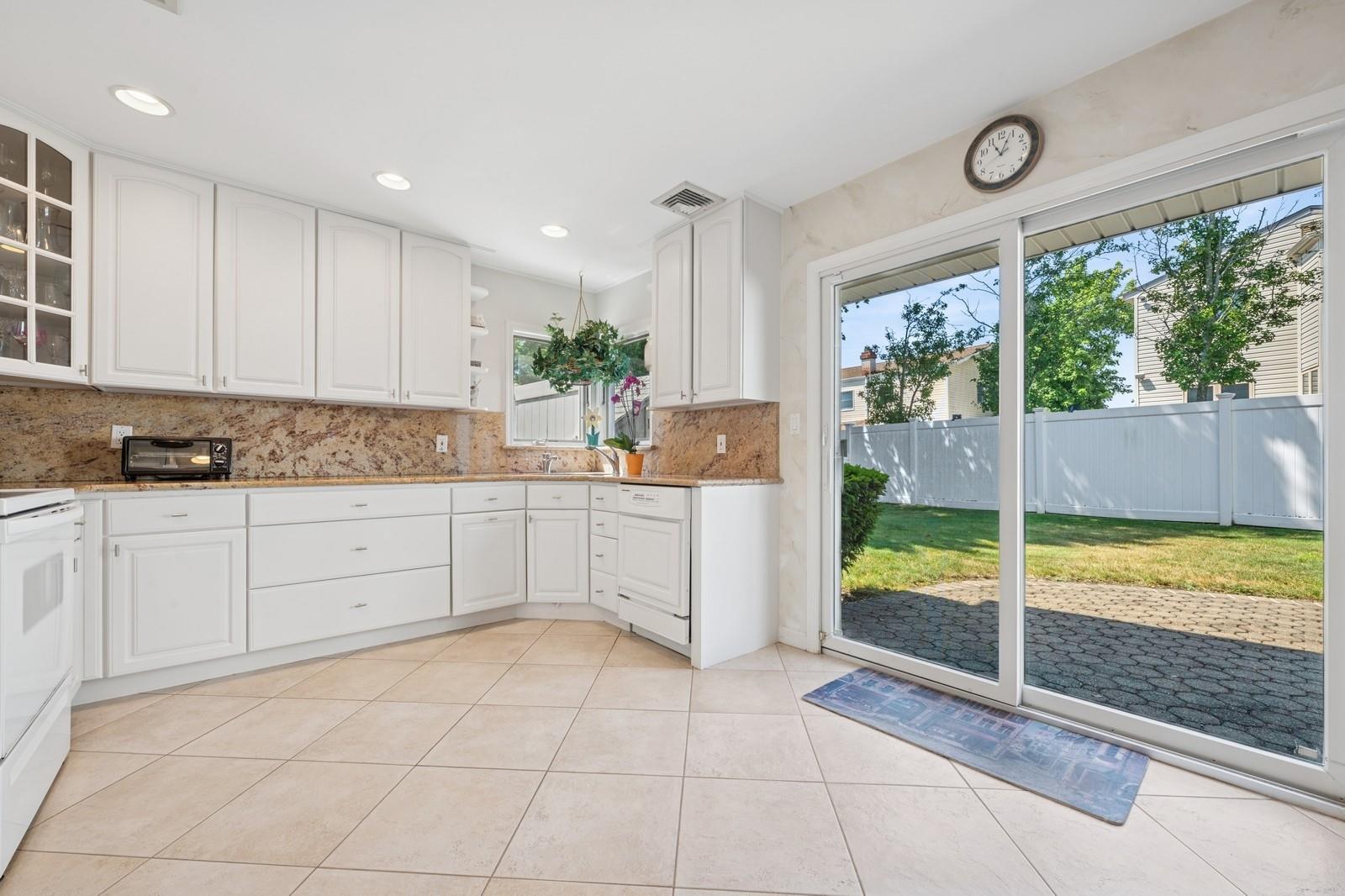 #12 photo, 3066 Ira Road, ナッソー郡 Bellmore , NY 11710