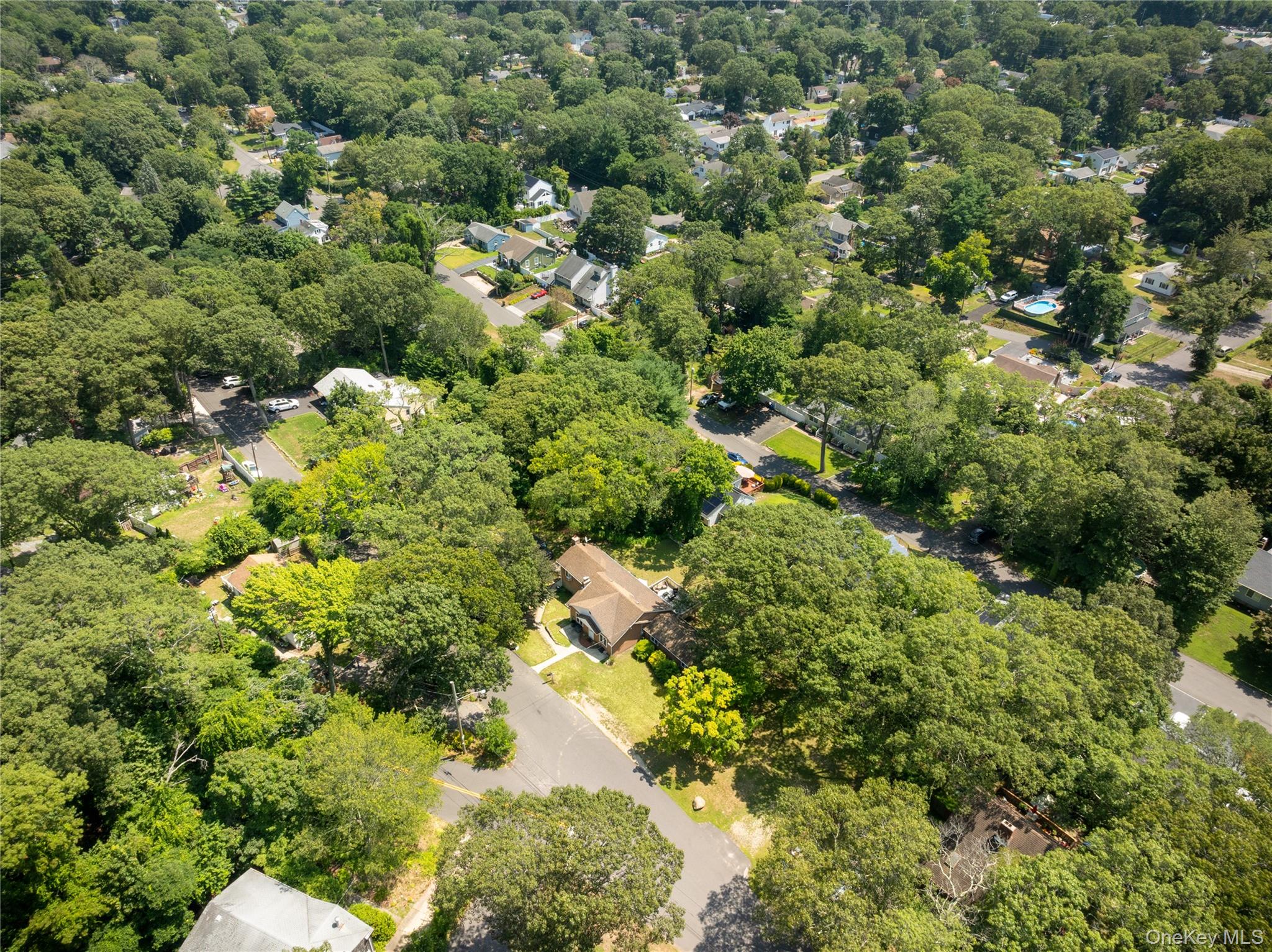 #13 photo, 40 Garden Road, Rocky Point , NY 11778