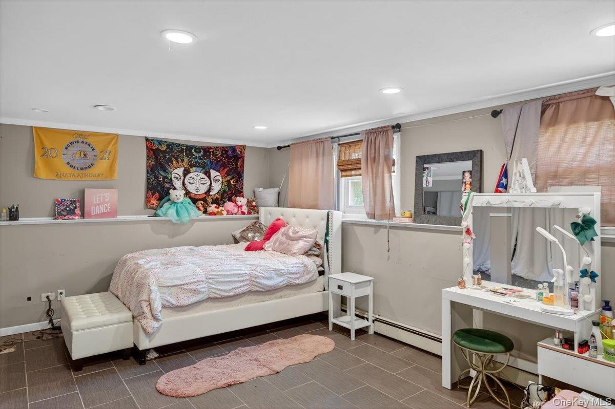 #13 photo, 18 Sugarbush Lane, Coram , NY 11727