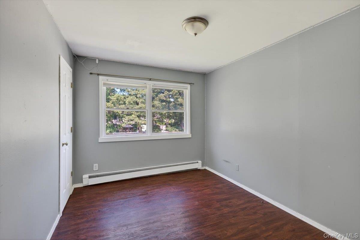 #15 photo, 18 Sugarbush Lane, Coram , NY 11727