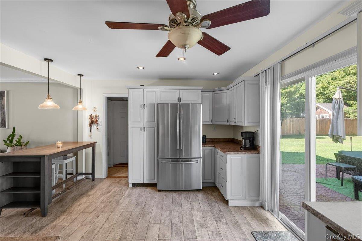 #7 photo, 18 Sugarbush Lane, Coram , NY 11727