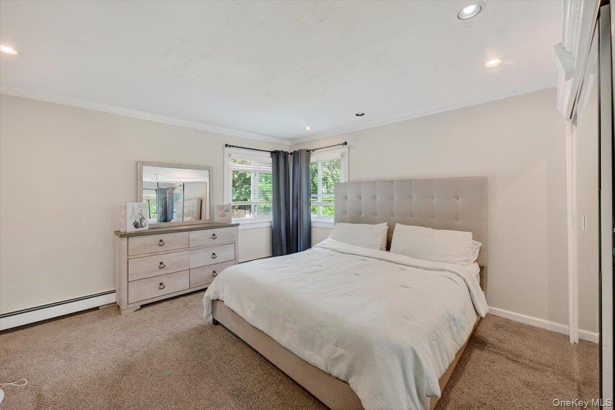 #9 photo, 18 Sugarbush Lane, Coram , NY 11727