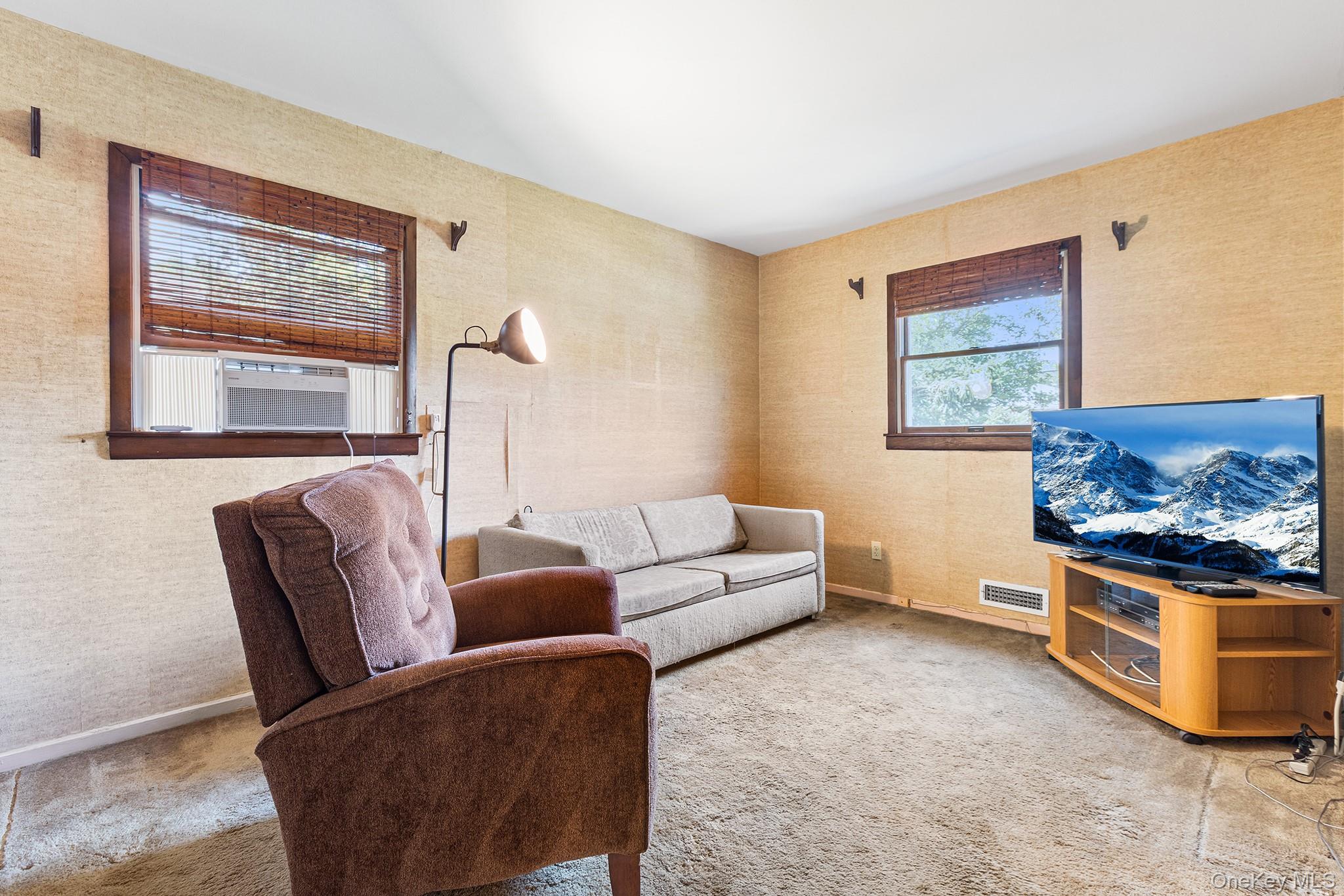 #13 photo, 103 Parkview Road, Elmsford , NY 10523