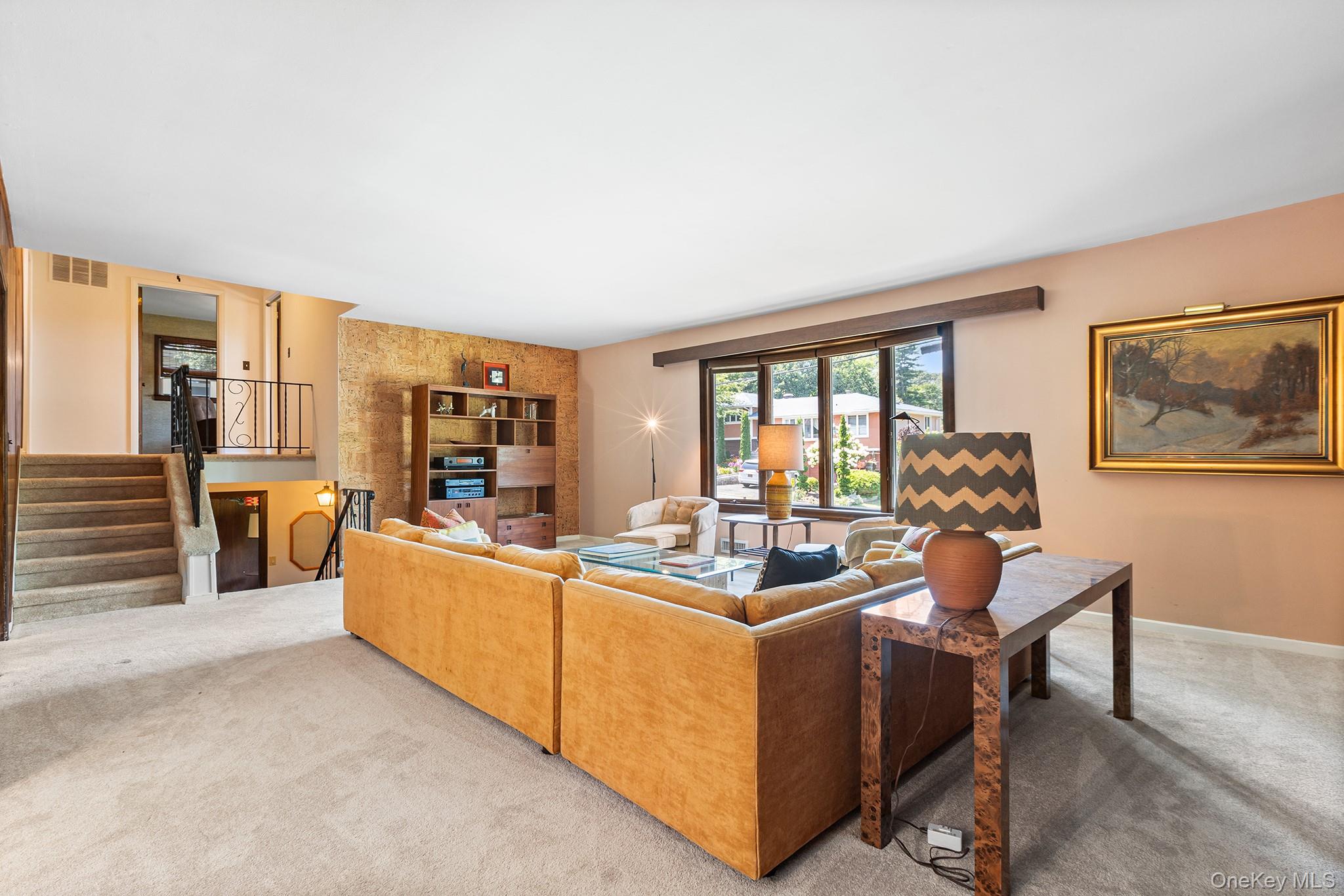 #5 photo, 103 Parkview Road, Elmsford , NY 10523