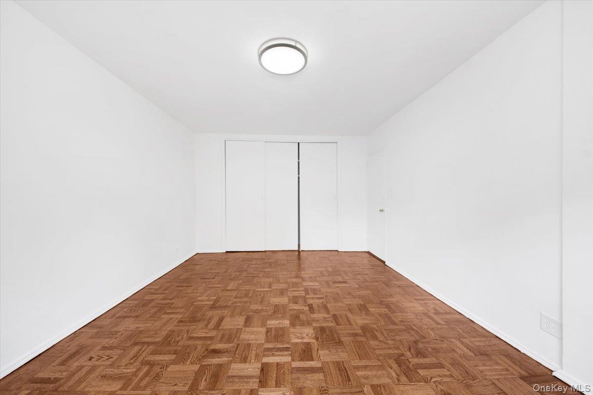 #17 photo, 2630 Kingsbridge Terrace, ブロンクス区 Bronx , NY 10463