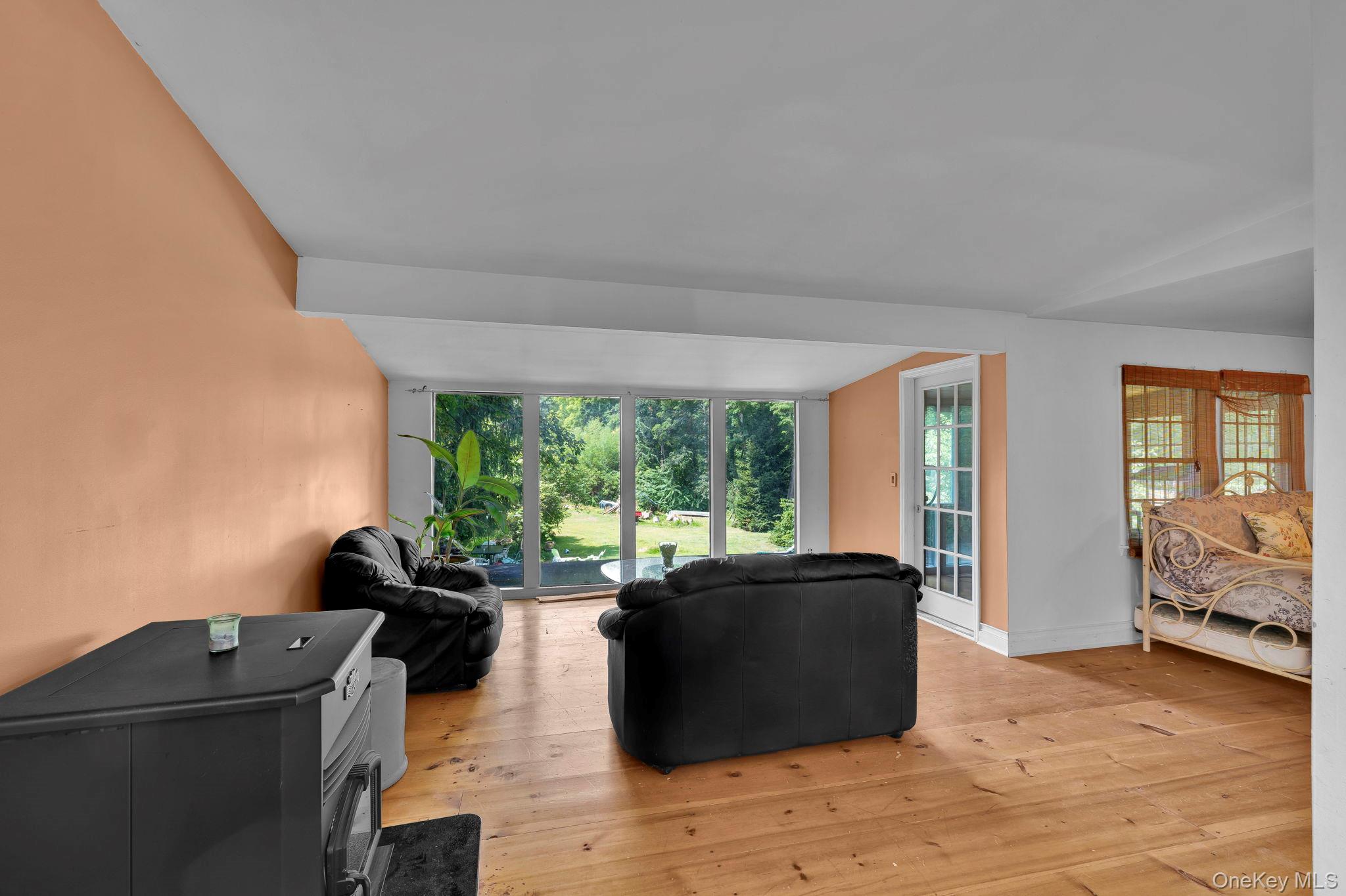 #11 photo, 1675 Main Street, Pleasant Valley , NY 12569