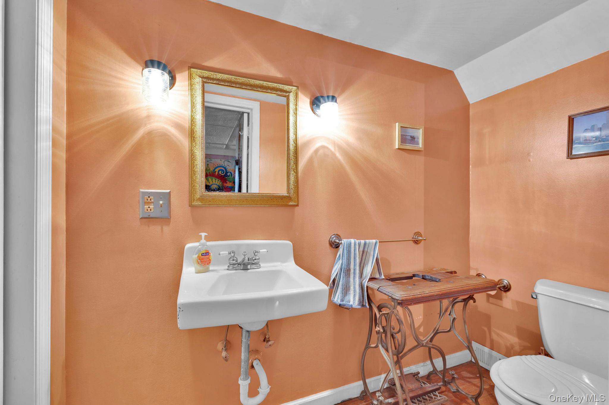 #17 photo, 1675 Main Street, Pleasant Valley , NY 12569