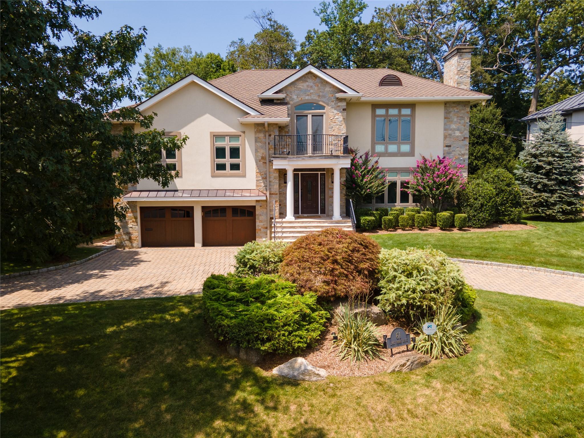 #1 photo, 61 Lakeshore Drive, Eastchester , NY 10709