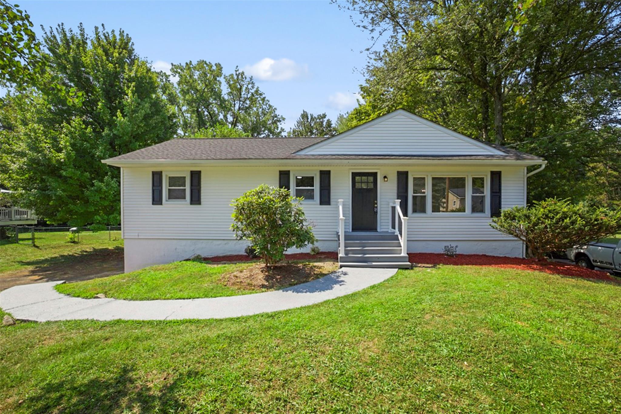 #1 photo, 87 Coach Lane, Newburgh , NY 12550