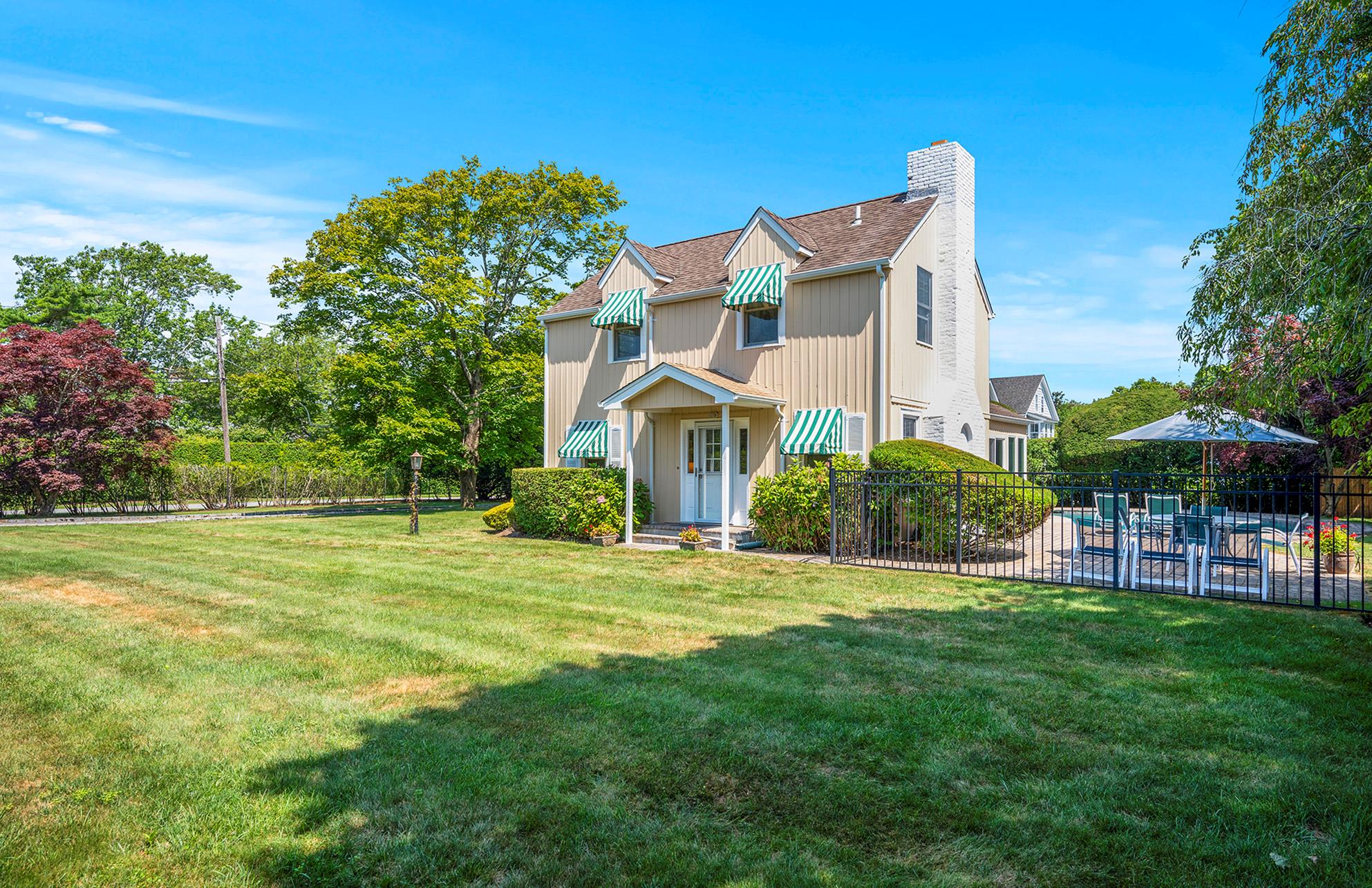 #1 photo, 4 Quantuck Lane, Quogue , NY 11959