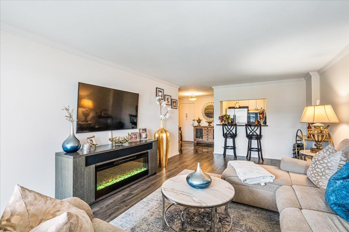 #6 photo, 17-85 215 Street, クイーンズ区 Bayside , NY 11360