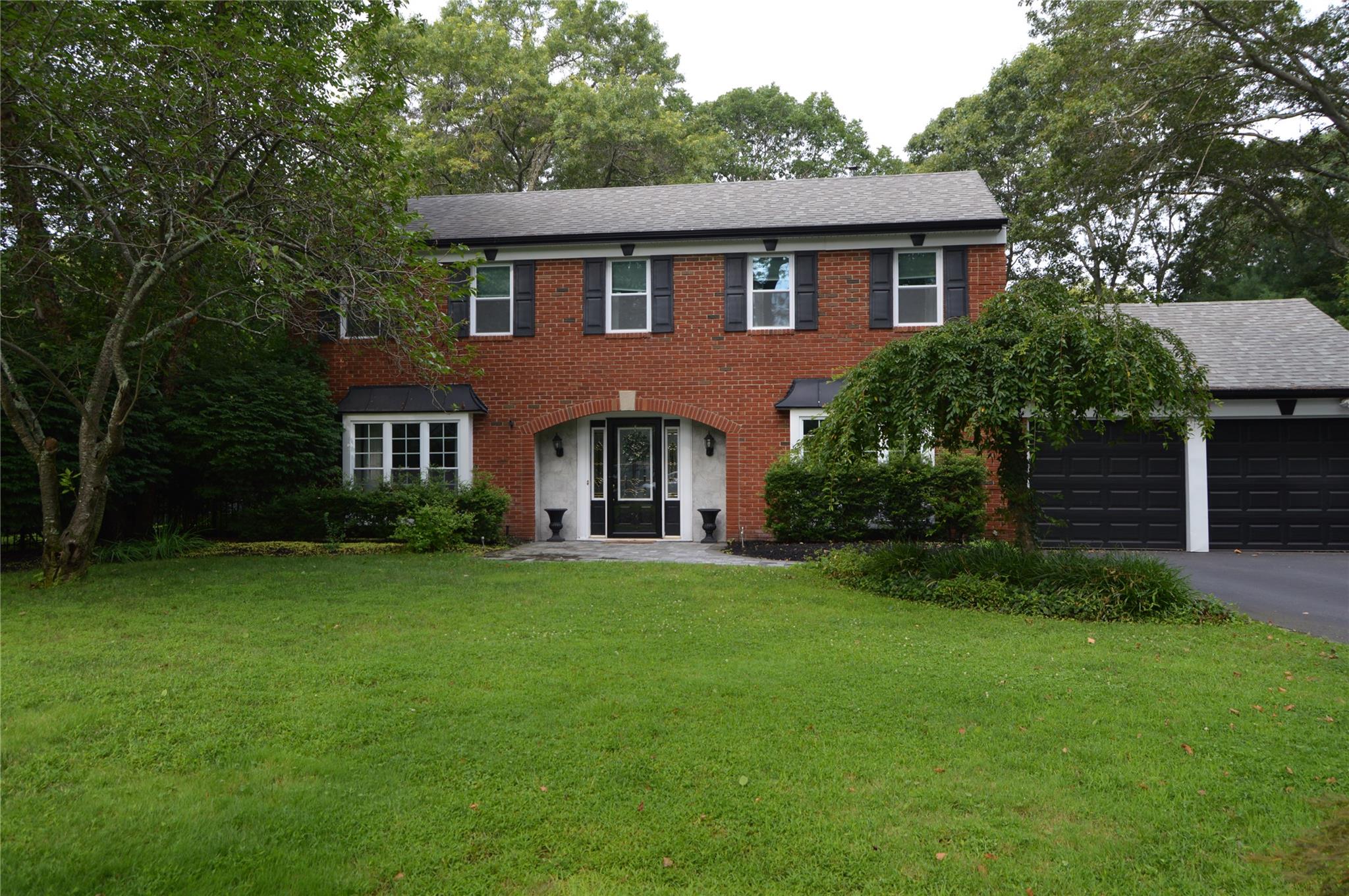 #1 photo, 6 Lyon Crescent, Mount Sinai , NY 11766