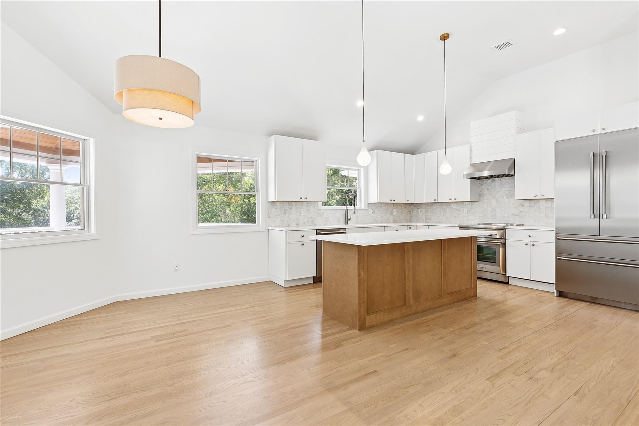 #6 photo, 26 Davis Drive, サフォーク郡 Montauk , NY 11954