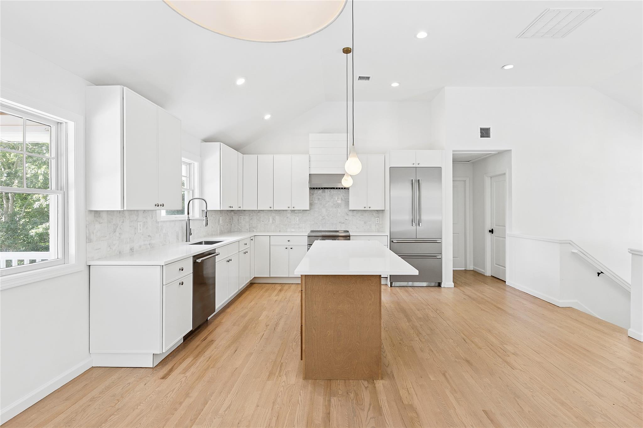 #7 photo, 26 Davis Drive, サフォーク郡 Montauk , NY 11954