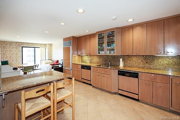 #18 photo, 360 Shore Road, Long Beach , NY 11561