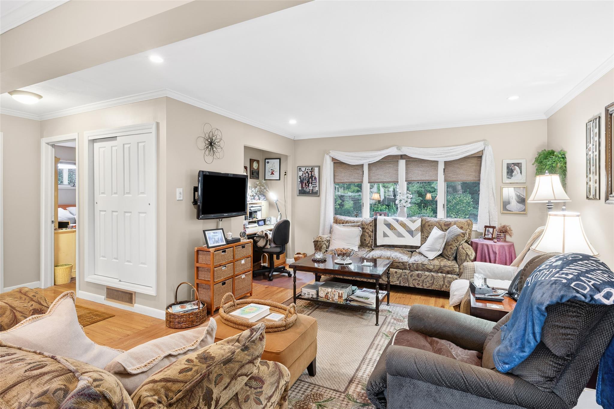 #9 photo, 1130 Lakeshore Drive, ナッソー郡 Massapequa Park , NY 11762