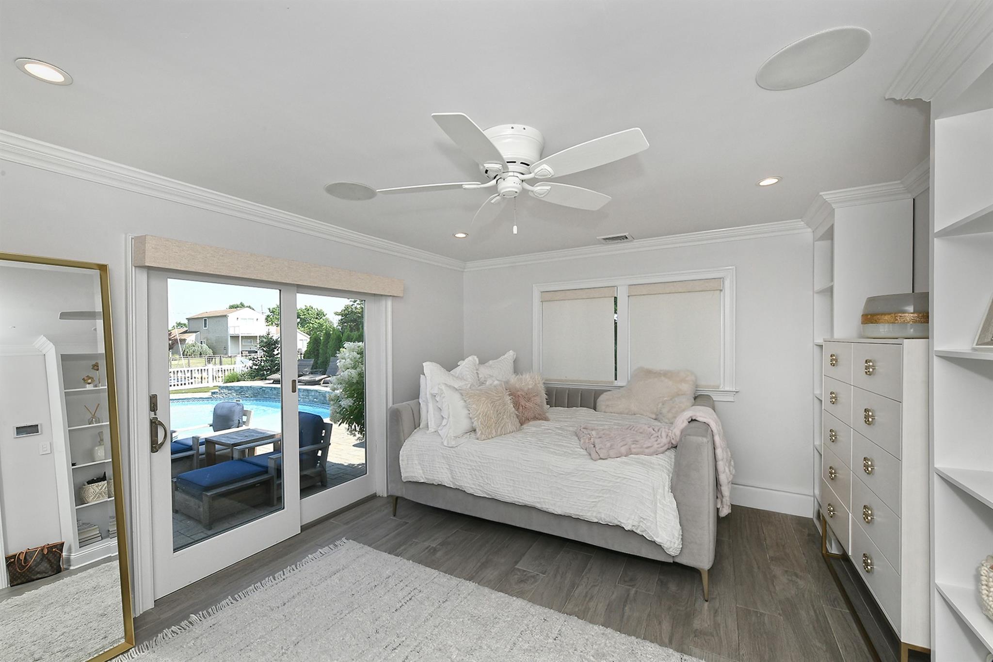 #18 photo, 72 Ripplewater Avenue, ナッソー郡 Massapequa , NY 11758