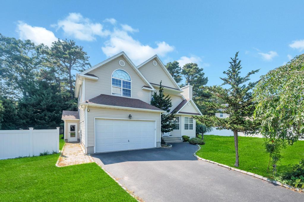 #2 photo, 17 Mercer Street, サフォーク郡 Port Jefferson Station , NY 11776