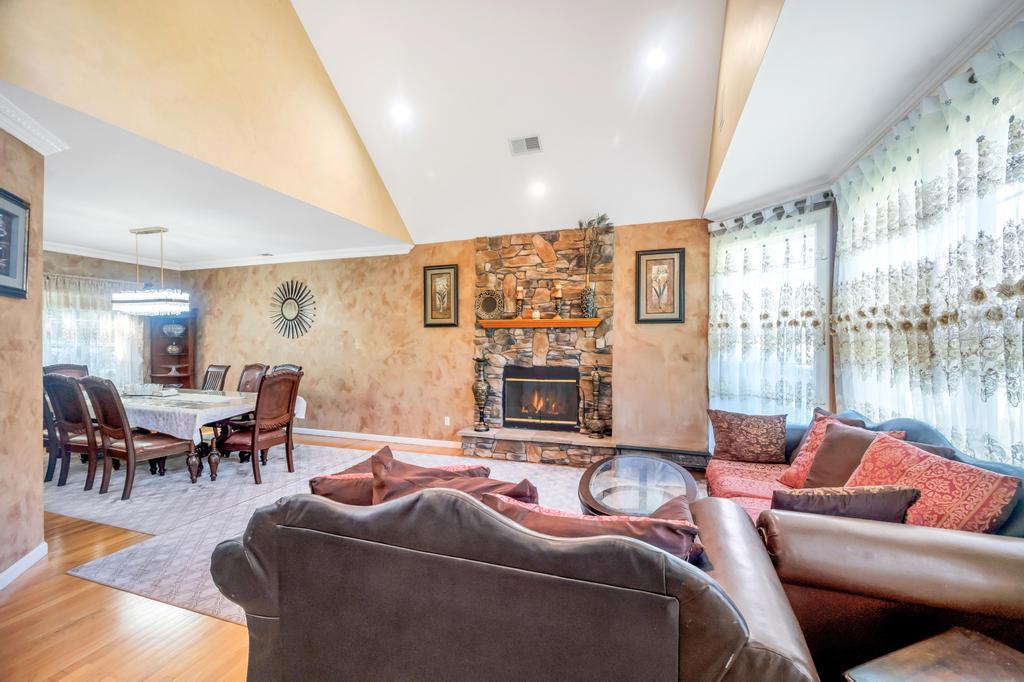 #6 photo, 17 Mercer Street, サフォーク郡 Port Jefferson Station , NY 11776