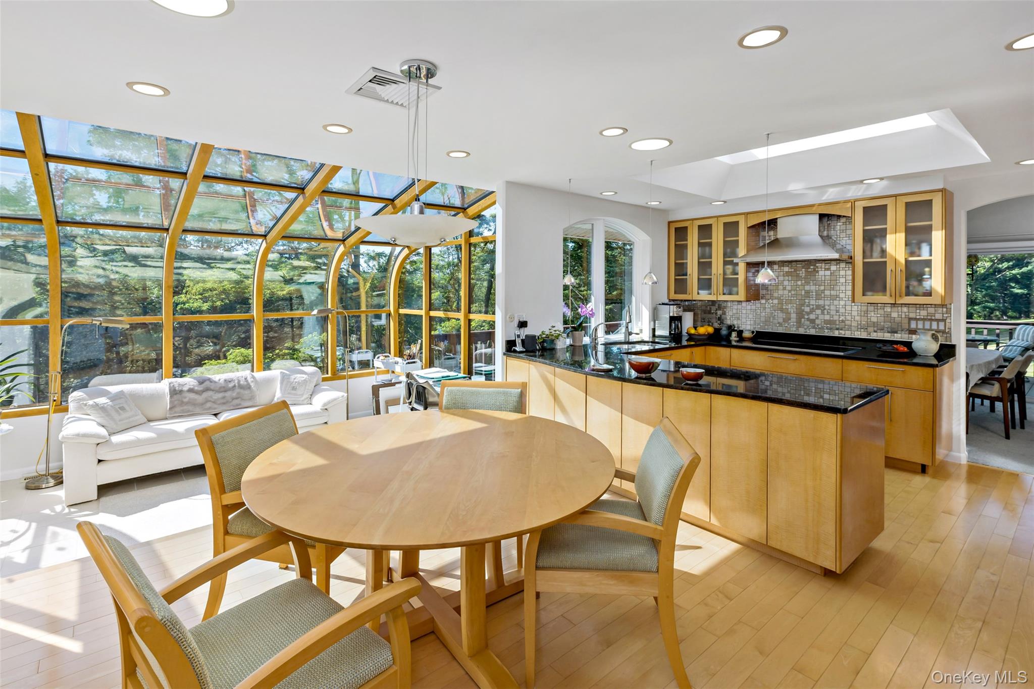 #18 photo, 207 E Hook Road, Hopewell Junction , NY 12533