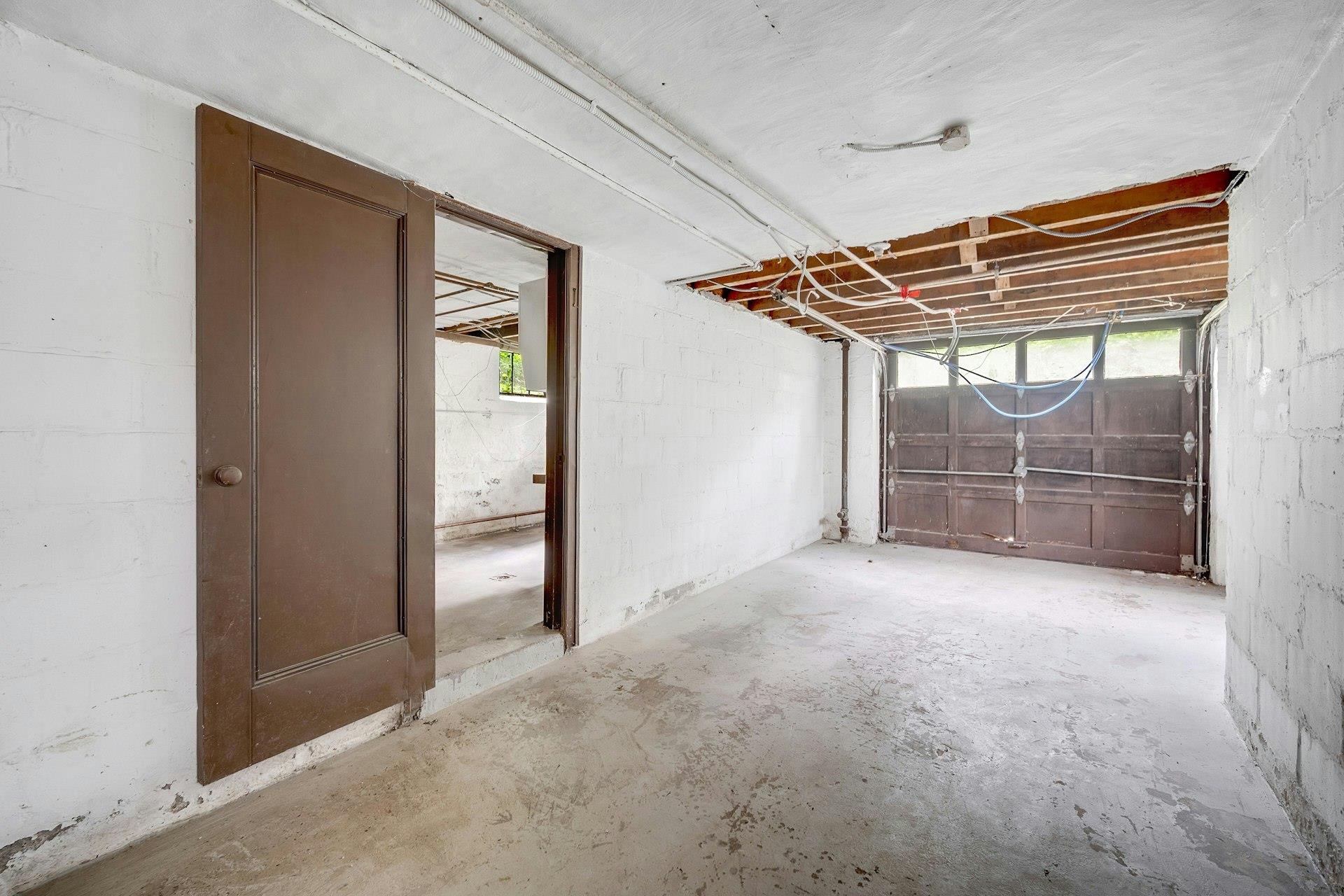 #18 photo, 151 Clarence Road, Scarsdale , NY 10583