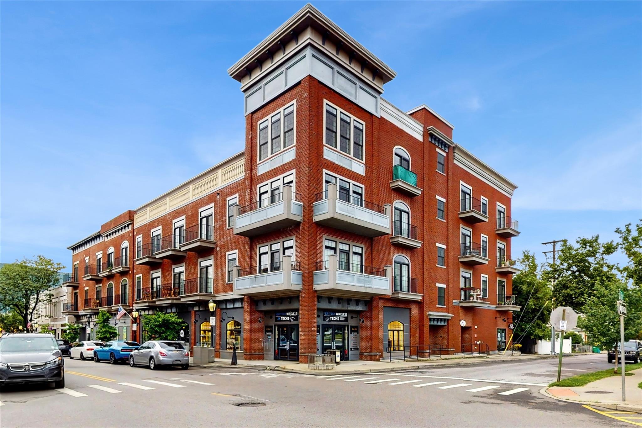 #1 photo, 249 Main Street, Beacon , NY 12508