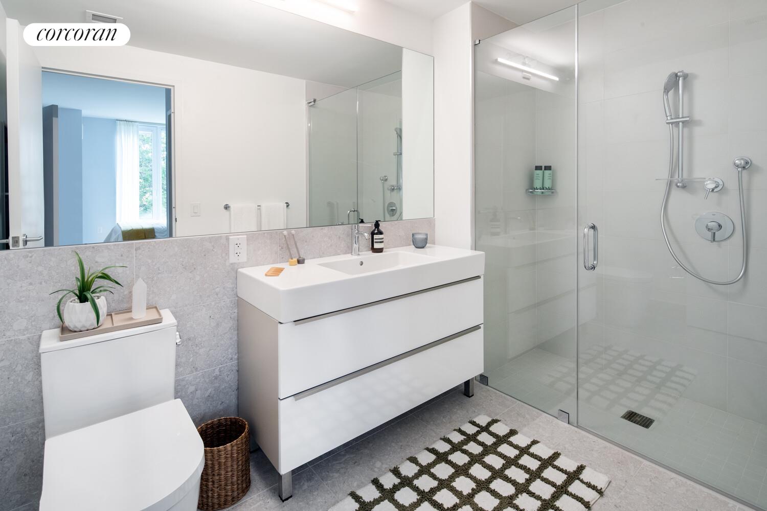 #8 photo, Astoria, クイーンズ区 Astoria , NY 11102