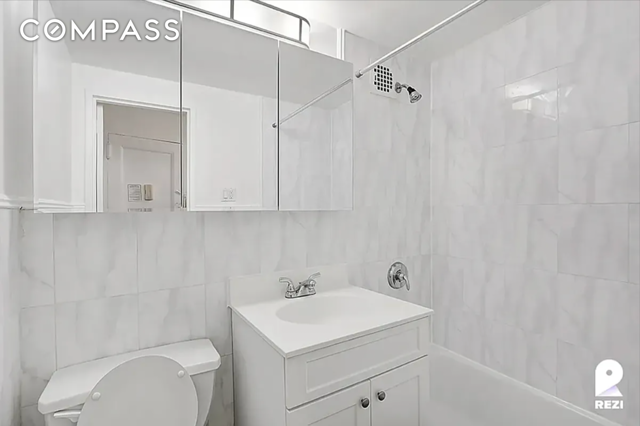 #4 photo, New York City, マンハッタン Upper East Side , NY 10028