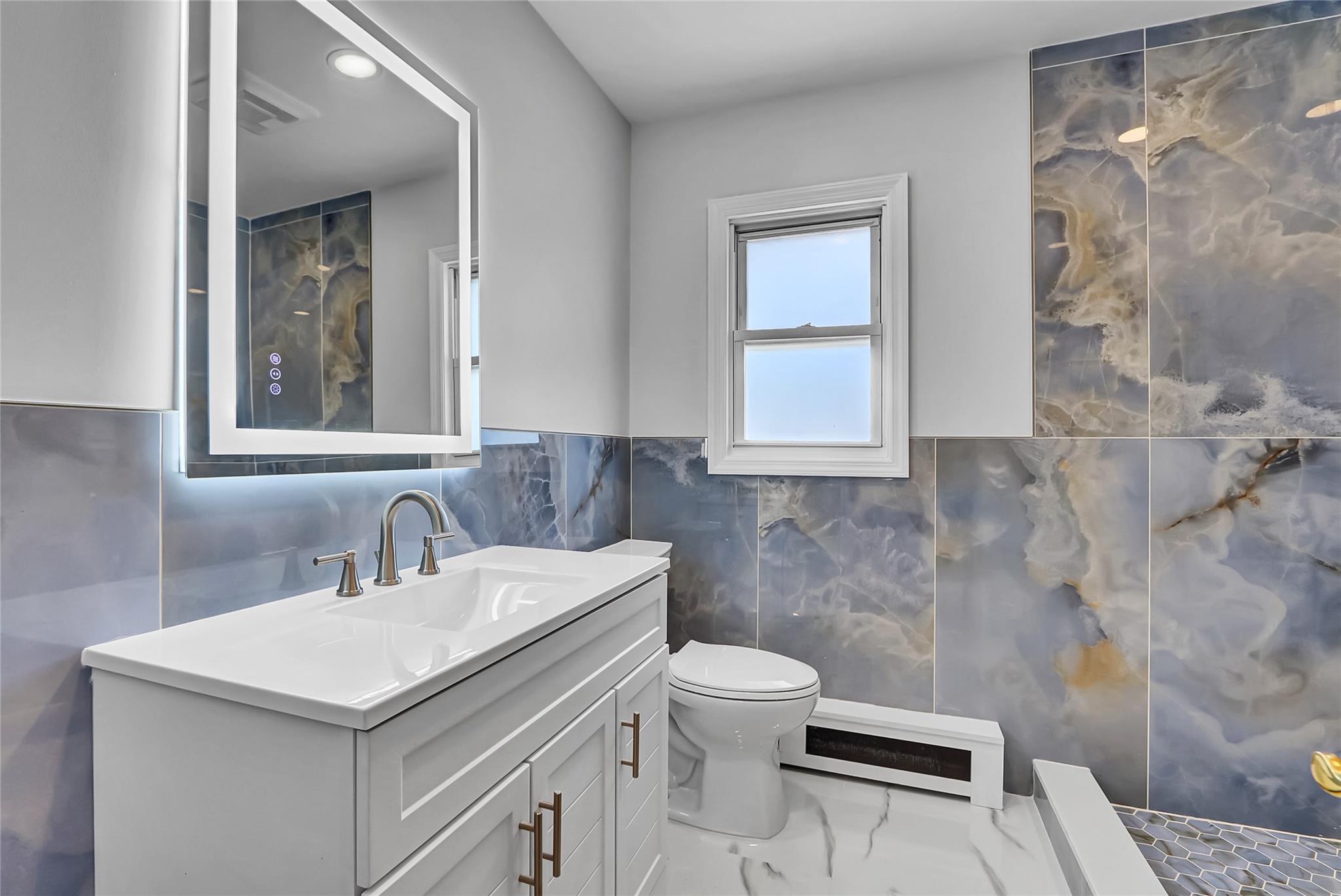 #13 photo, 2327 Mattituck Avenue, Seaford , NY 11783