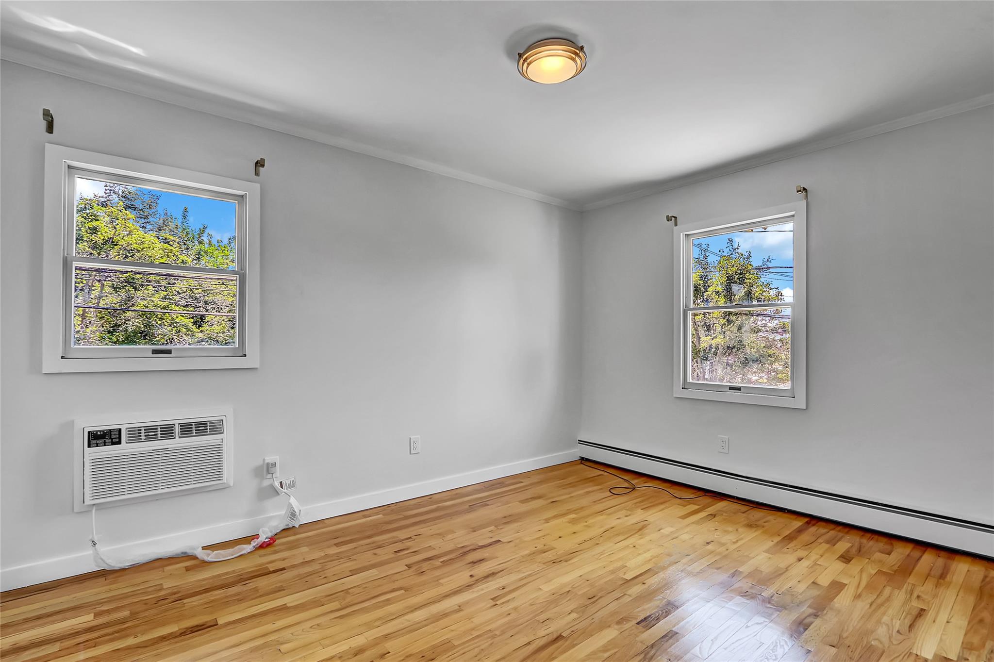 #15 photo, 2327 Mattituck Avenue, Seaford , NY 11783