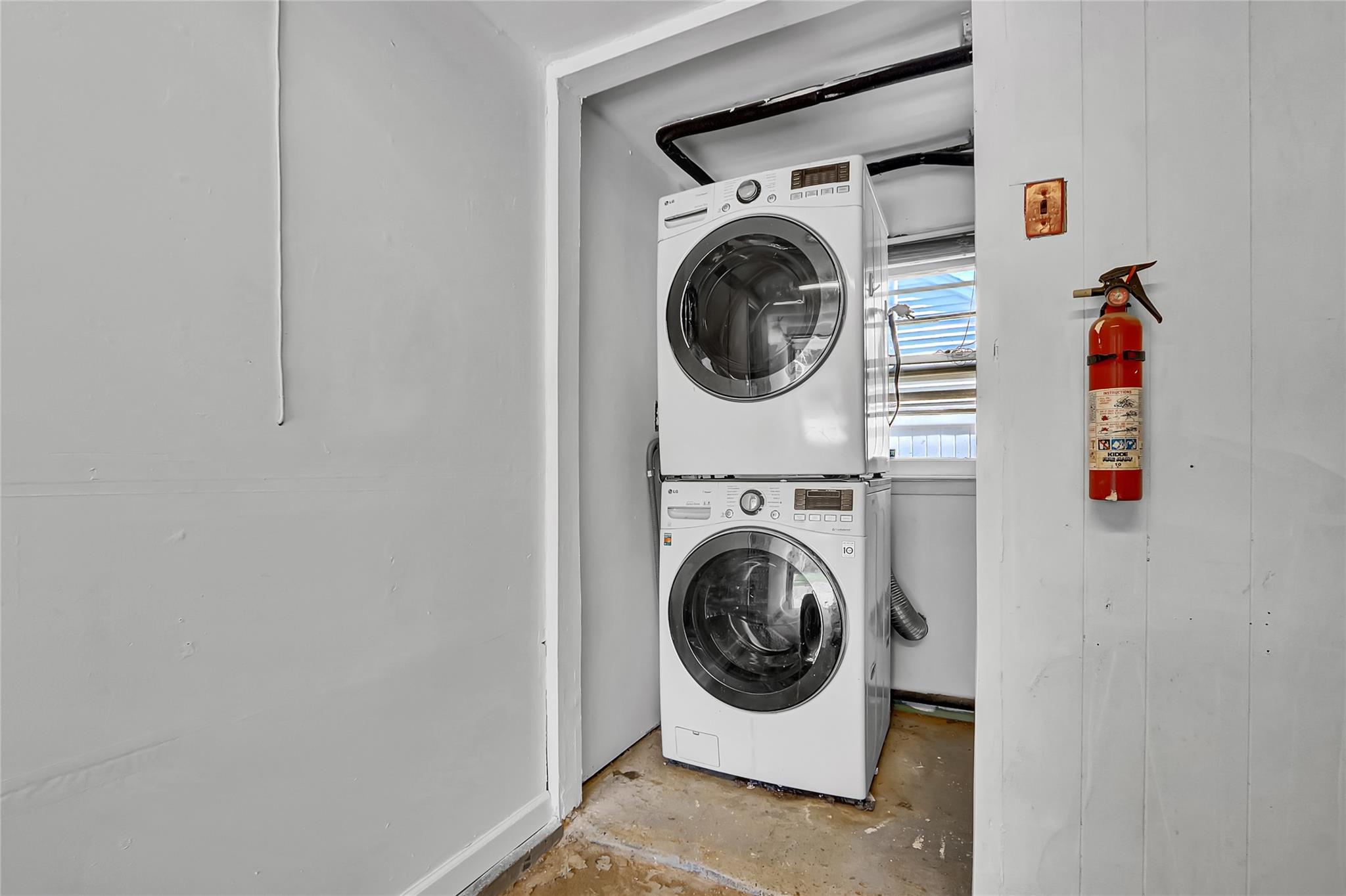 #20 photo, 2327 Mattituck Avenue, Seaford , NY 11783