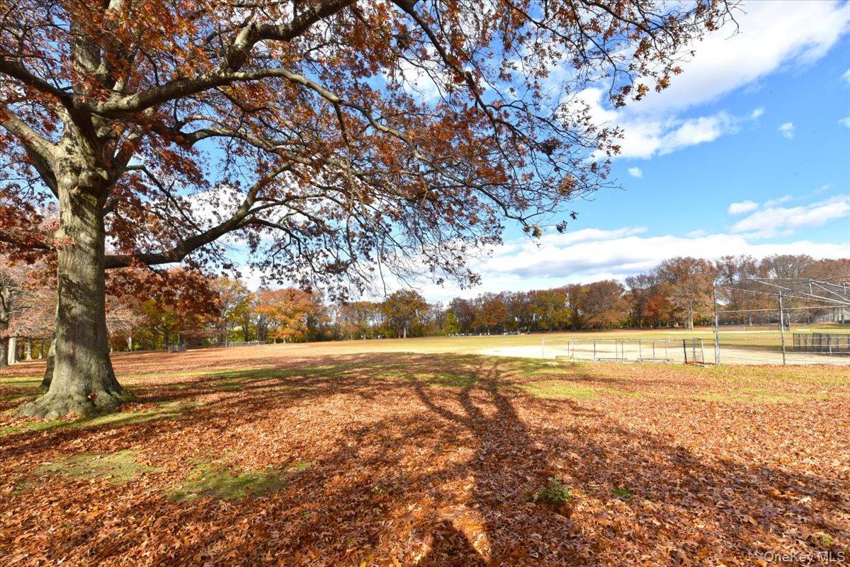 #16 photo, 75-40 Springfield Boulevard, Oakland Gardens , NY 11364