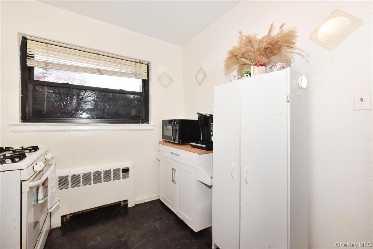 #9 photo, 75-40 Springfield Boulevard, Oakland Gardens , NY 11364