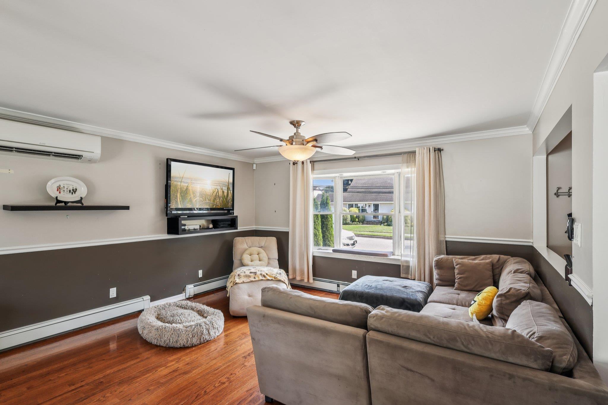 #5 photo, 223 N Beech Street, Massapequa , NY 11758